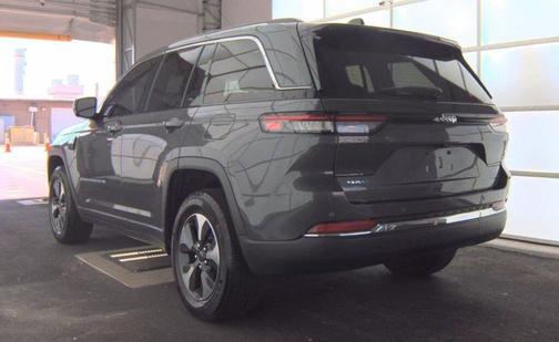 2022 Jeep Grand Cherokee 4xe Base