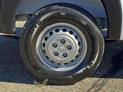2025 RAM ProMaster 1500 Base