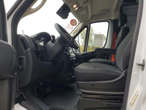 2025 RAM ProMaster 2500 Tradesman