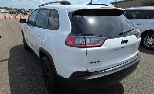 2023 Jeep Cherokee Altitude