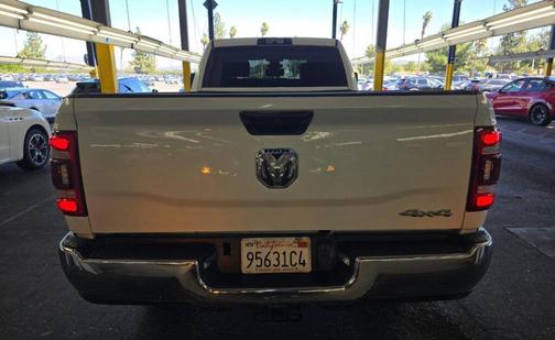 Bright White Clearcoat 2024 RAM 3500 Tradesman Crew Cab 4x4 8' Box