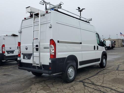2025 RAM ProMaster 2500 Tradesman
