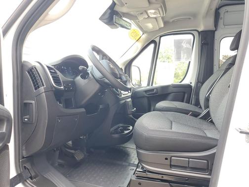 2025 RAM ProMaster 1500 Base