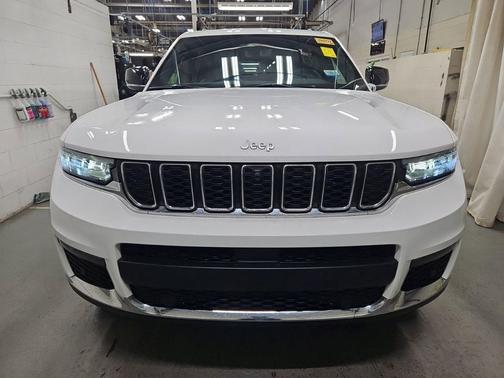 Bright White Clearcoat 2025 Jeep Grand Cherokee L Limited