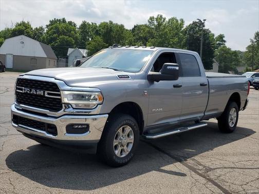 2024 RAM 2500 Big Horn Crew Cab 4x4 8' Box
