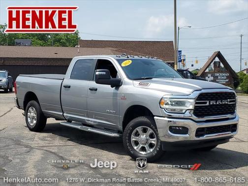 2024 RAM 2500 Big Horn Crew Cab 4x4 8' Box