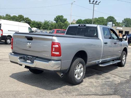 2024 RAM 2500 Big Horn Crew Cab 4x4 8' Box