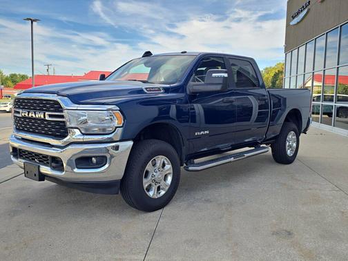 2024 RAM 2500 Big Horn Crew Cab 4x4 6'4' Box