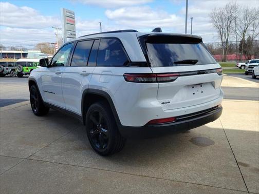 2024 Jeep Grand Cherokee Altitude