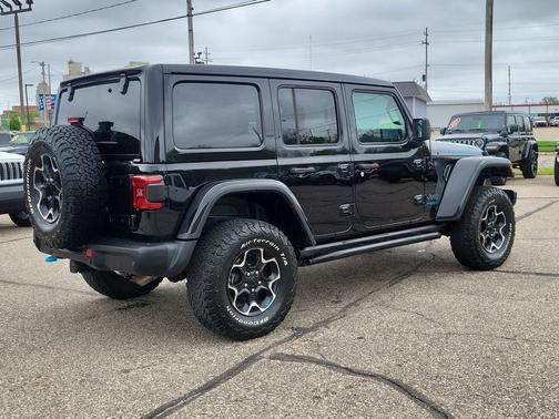 Black Clearcoat 2021 Jeep Wrangler Unlimited 4xe Rubicon