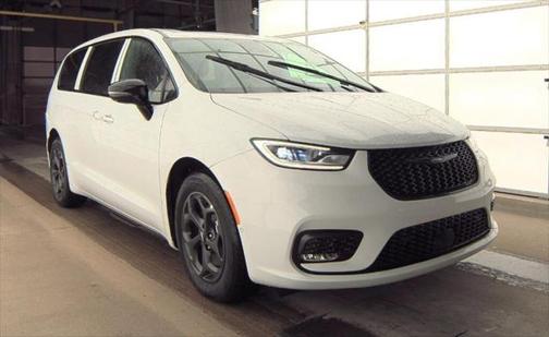 2023 Chrysler Pacifica Hybrid Limited