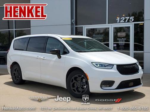 2023 Chrysler Pacifica Hybrid Limited