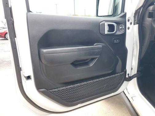 2024 Jeep Gladiator Willys