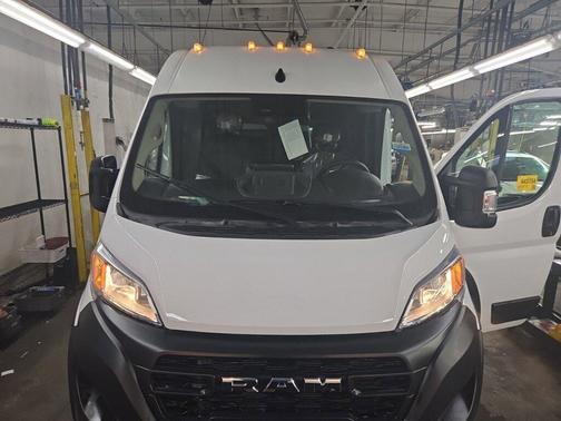 2025 RAM ProMaster 2500 Tradesman