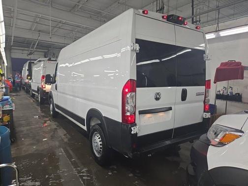 2025 RAM ProMaster 2500 Tradesman
