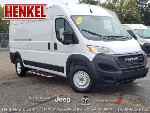 Bright White Clearcoat 2025 RAM ProMaster 2500 Tradesman