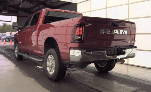 Molten Red Pearlcoat 2026 RAM 2500 Big Horn Crew Cab 4x4 6'4' Box