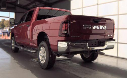 Molten Red Pearlcoat 2026 RAM 2500 Big Horn Crew Cab 4x4 6'4' Box