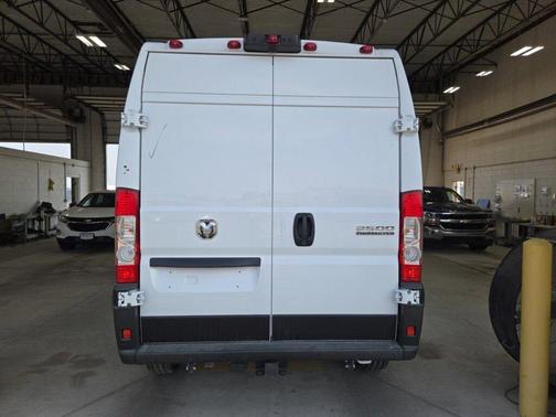 2025 RAM ProMaster 2500 Tradesman