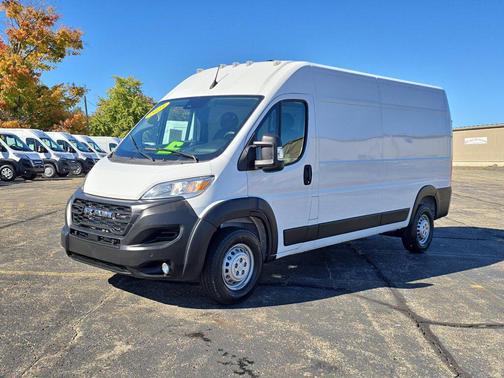 2025 RAM ProMaster 2500 Tradesman