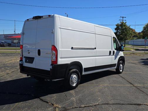 2025 RAM ProMaster 2500 Tradesman