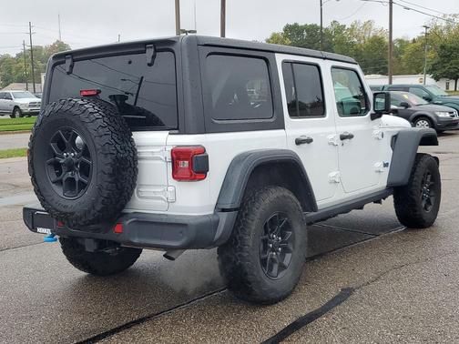 2024 Jeep Wrangler 4xe Willys