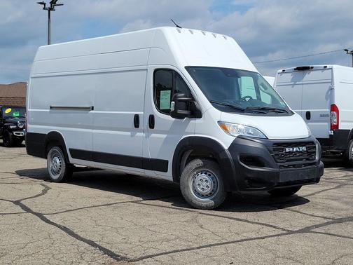 Bright White Clearcoat 2025 RAM ProMaster 3500 High Roof
