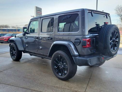 2025 Jeep Wrangler 4xe Sahara
