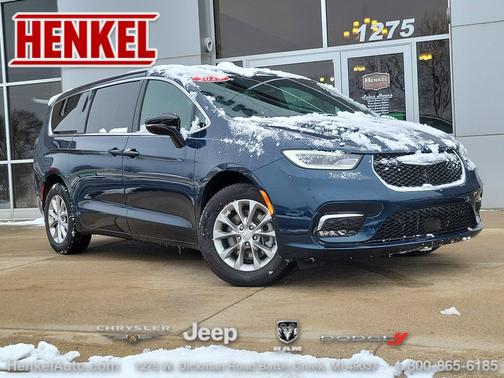 2025 Chrysler Pacifica L