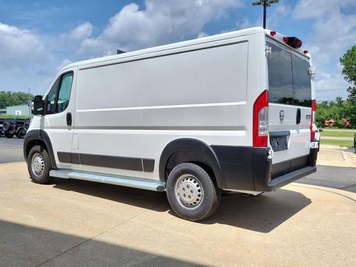 Bright Silver Metallic Clearcoat 2026 RAM ProMaster 3500 High Roof