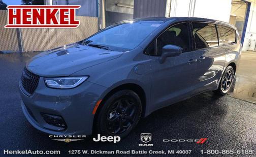 2022 Chrysler Pacifica Hybrid Limited