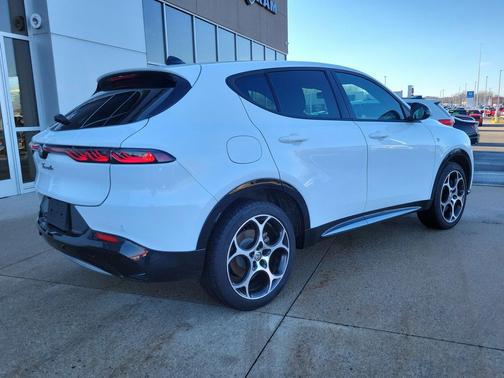 2024 Alfa Romeo Tonale Ti EAWD