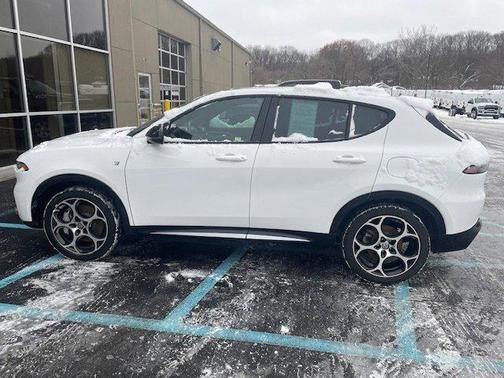 2024 Alfa Romeo Tonale Ti EAWD