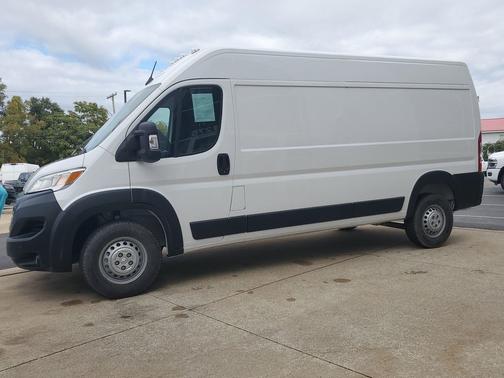 Bright White Clearcoat 2025 RAM ProMaster 2500 Tradesman