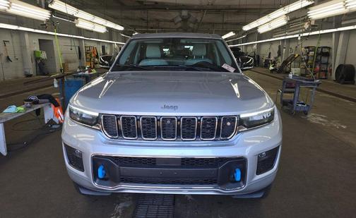 Silver Zynith 2022 Jeep Grand Cherokee 4xe Overland