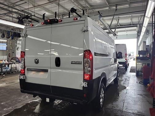 2025 RAM ProMaster 2500 Base