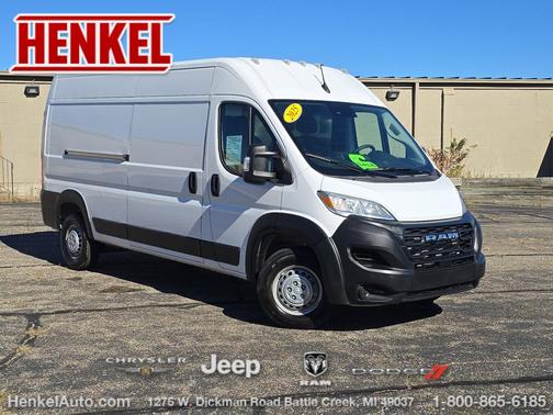 Bright White Clearcoat 2025 RAM ProMaster 2500 Tradesman