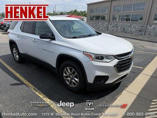 Summit White 2018 Chevrolet Traverse LS