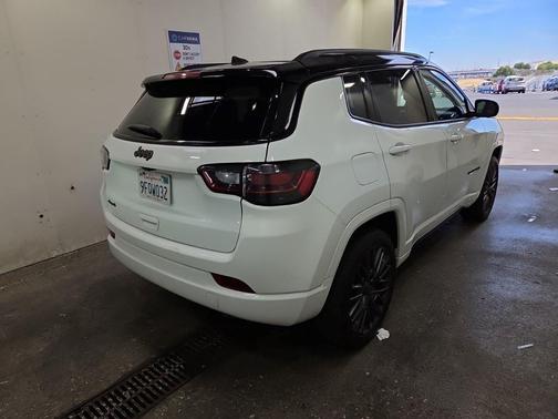 Bright White Clearcoat 2023 Jeep Compass High Altitude