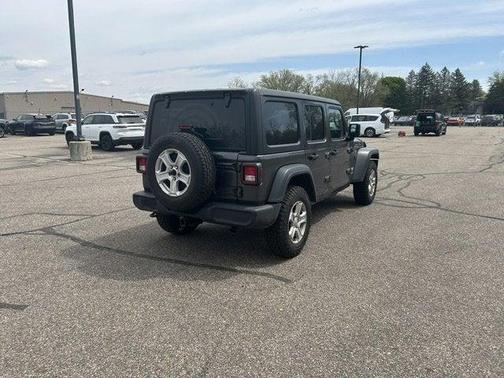 Granite Crystal Metallic Clearcoat 2018 Jeep Wrangler Unlimited Sport