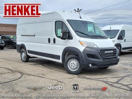 Bright White Clearcoat 2025 RAM ProMaster 2500 Tradesman