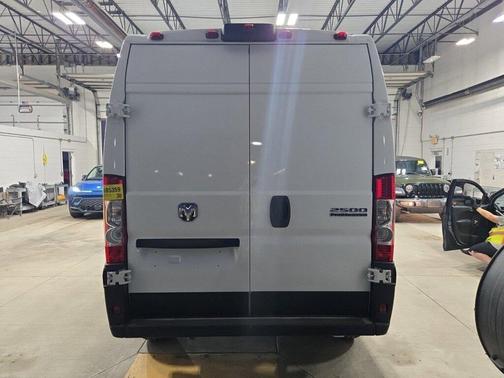 2025 RAM ProMaster 2500 Tradesman
