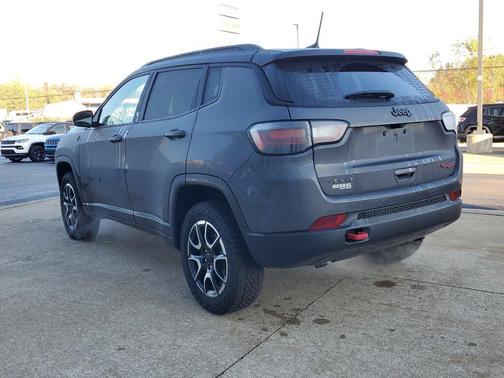 2024 Jeep Compass Trailhawk
