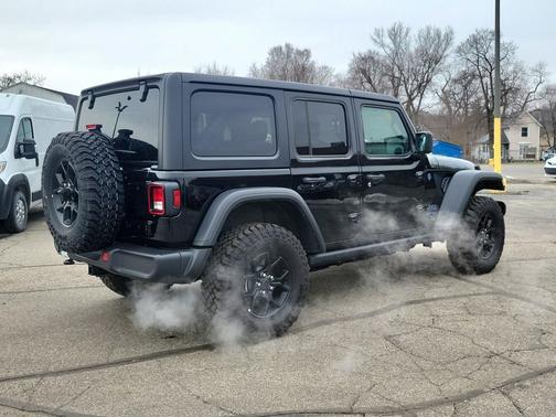 Black Clearcoat 2025 Jeep Wrangler 4xe Willys