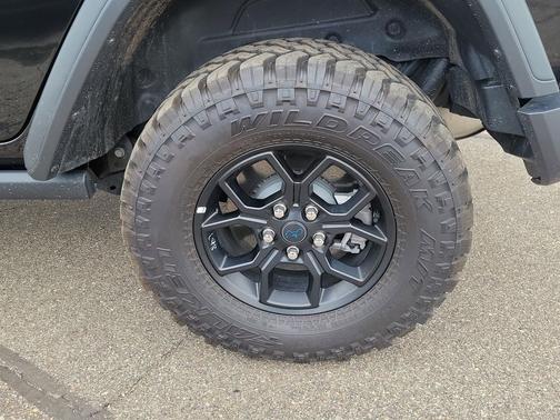 Black Clearcoat 2025 Jeep Wrangler 4xe Willys