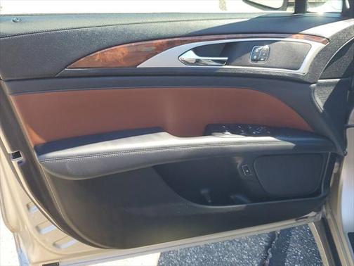 2017 Lincoln MKZ Hybrid Reserve