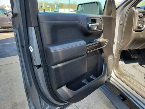 Satin Steel Metallic 2021 Chevrolet Silverado 1500 RST