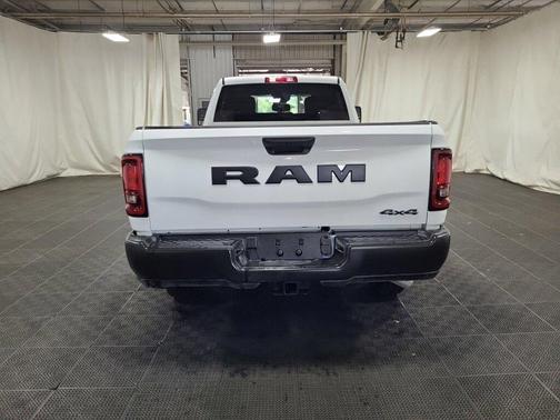 2025 RAM 2500 Tradesman Crew Cab 4x4 8' Box