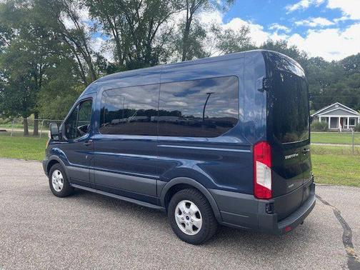2017 Ford Transit-150 XLT