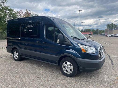2017 Ford Transit-150 XLT